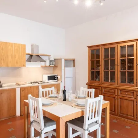 Appartamento Chic Antonina Num2178